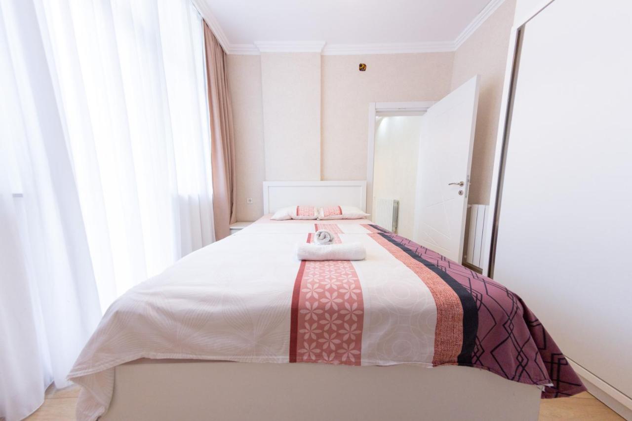 5 Apartment In One Boulding - Near Stadium Batumi Exterior photo